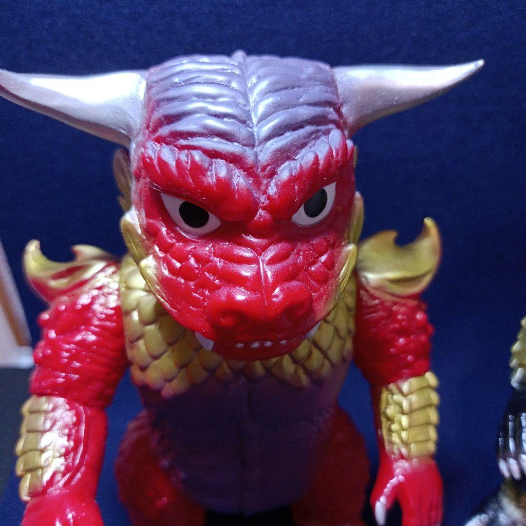 ソフビ プルガサリ 怪獣フィギュア 2体セット マーミット 　レア