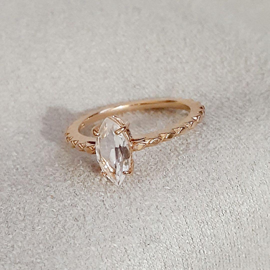 アガット K10YG クォーツ ピンキーリング