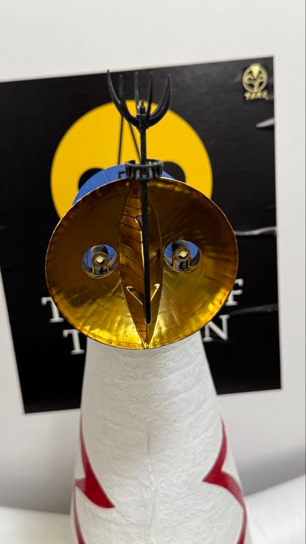 太陽の塔1/144スケール、塗装済完成モデル、岡本太郎、海洋堂フィギュア、箱付き