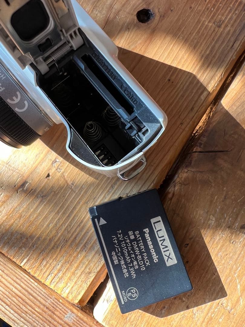 Panasonic DMC-GF2 ミラーレスカメラセット