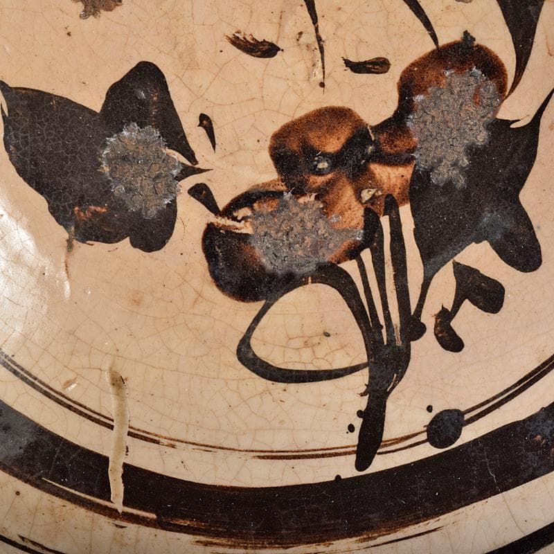 中国　磁州窯　鉄釉　花文　平鉢　裏千家十五代鵬雲斎極め箱　M　R8371