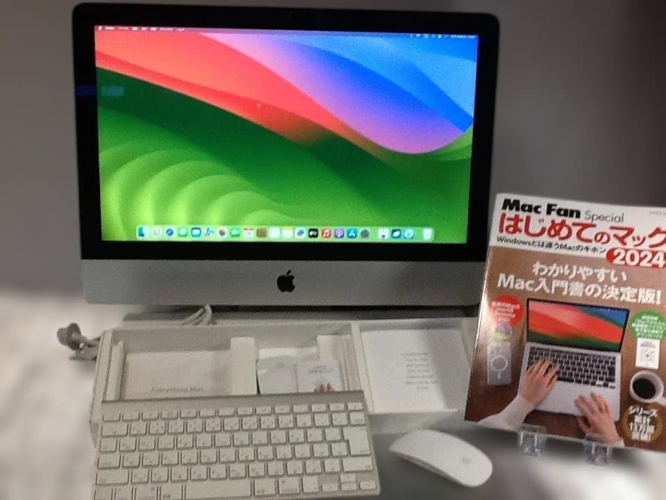 Macデスクトップ Apple iMac (21.5-inch, Late 2015)