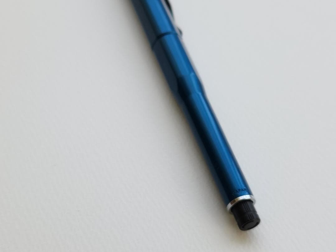 クルトガダイブグランブルー