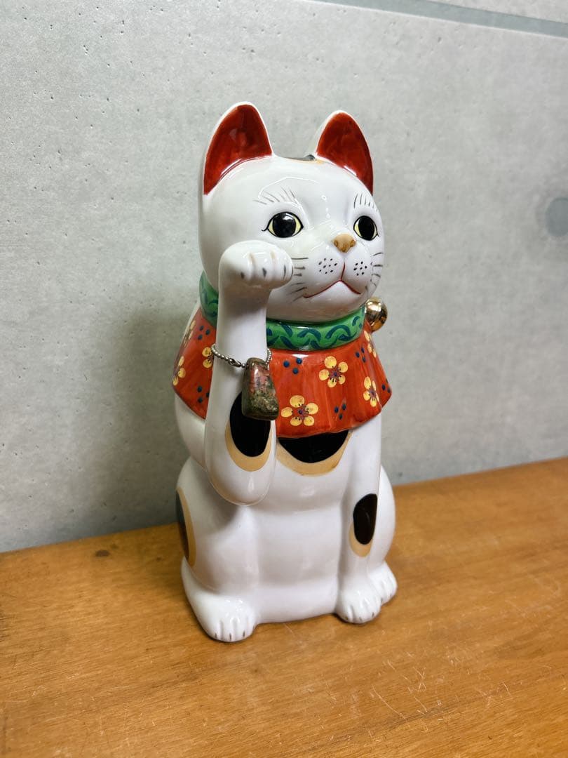 アンティーク　まねき猫　招き猫　磁器独特　素敵な招き猫　伊万里　焼物コレクション