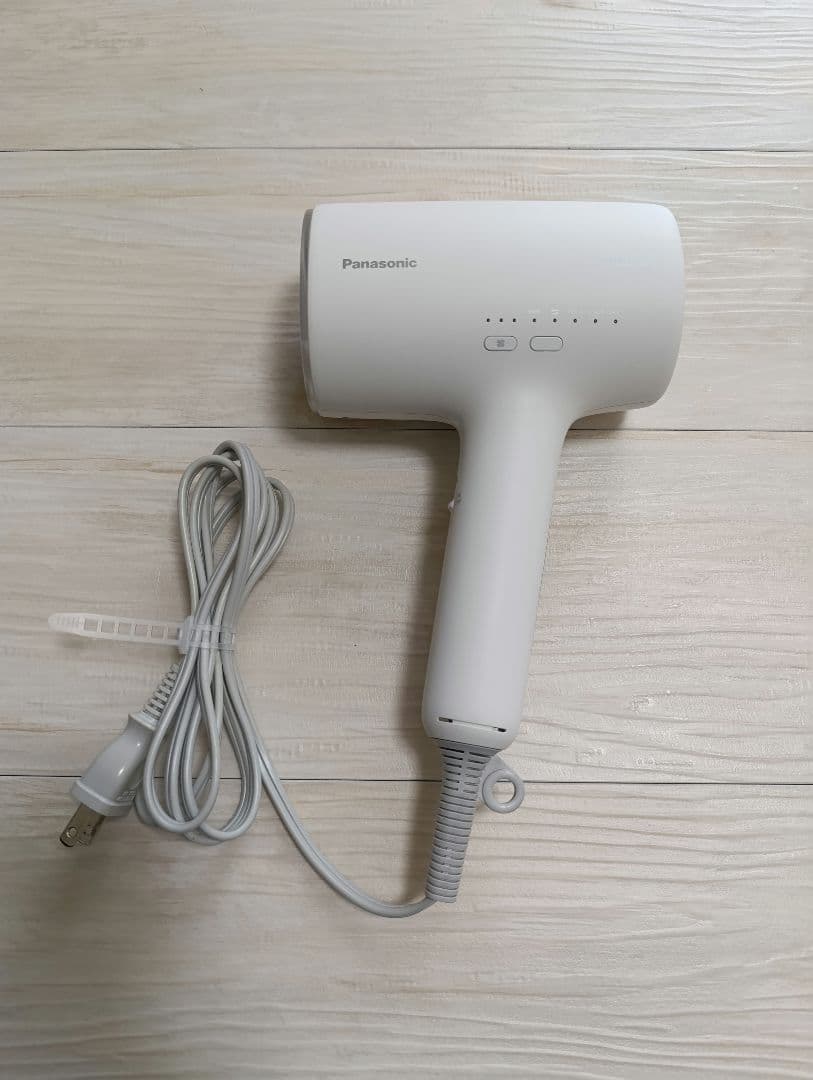 パナソニック ナノケア Panasonic EH-NA0J 22年製 WH 04