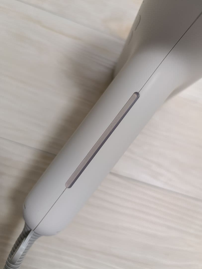 パナソニック ナノケア Panasonic EH-NA0J 22年製 WH 04