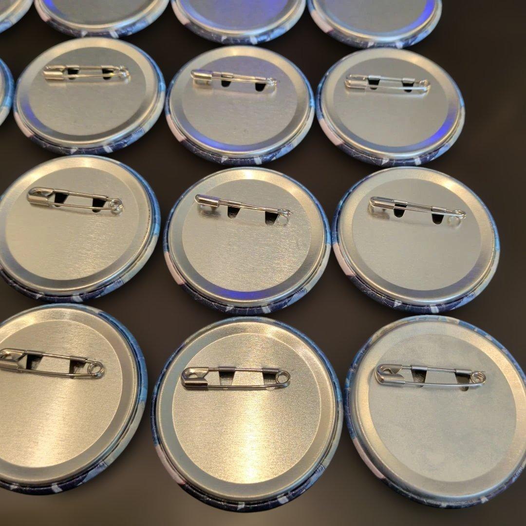 めておら　Lapis　らぴす　Birthday　缶バッジ　30個