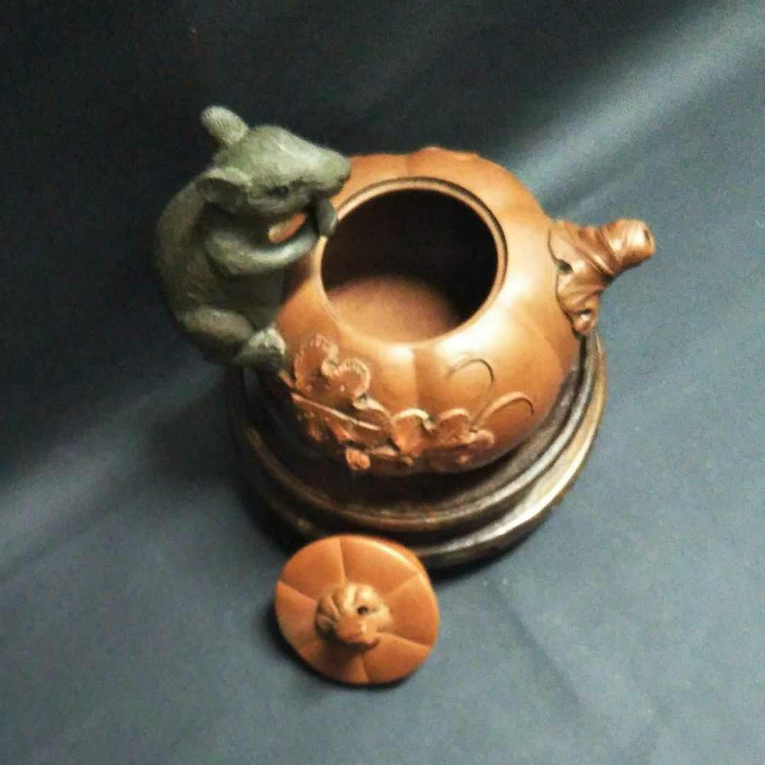 ※中国古美術/朱泥南瓜鼠紋茶壺/(底款有り)