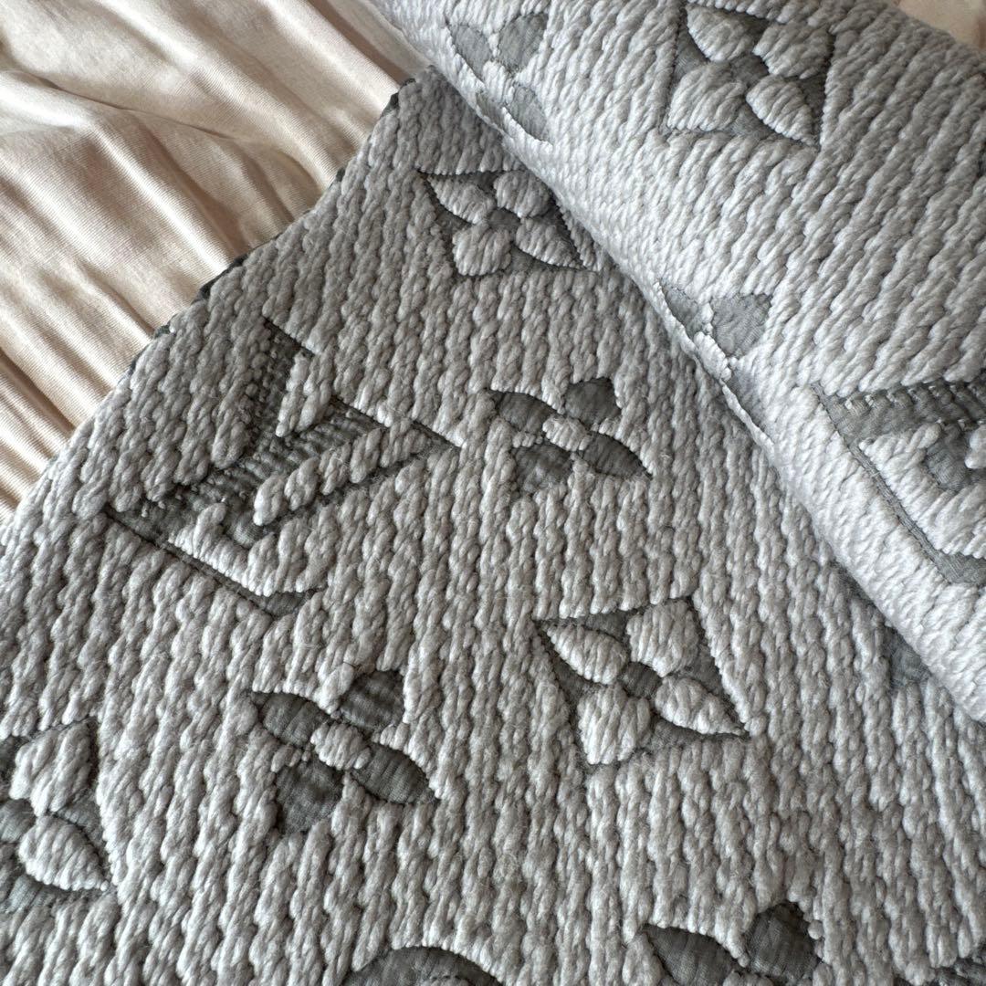 ルイヴィトン マフラー エシャルプ ロゴマニア グリペルル グレー M74742