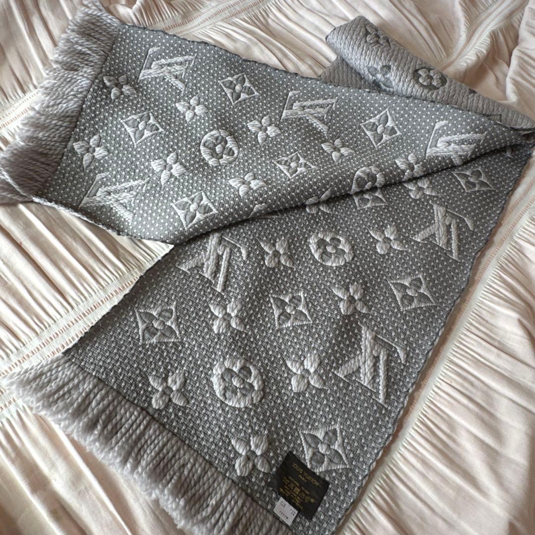 ルイヴィトン マフラー エシャルプ ロゴマニア グリペルル グレー M74742