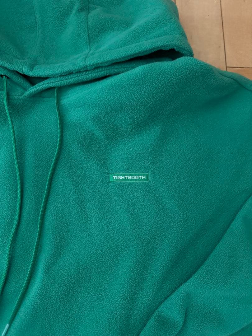 TIGHTBOOTH グリーン フーディ