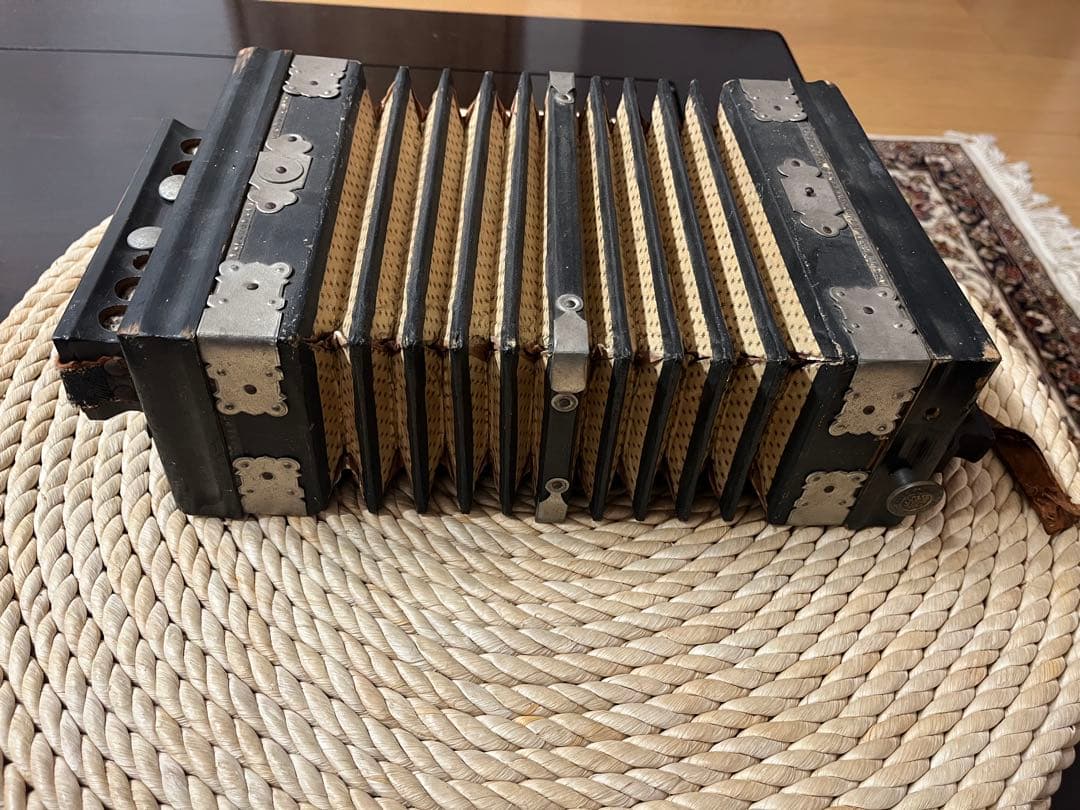 アンティーク フランス製 アコーディオン 楽器 インテリア 骨董 古い