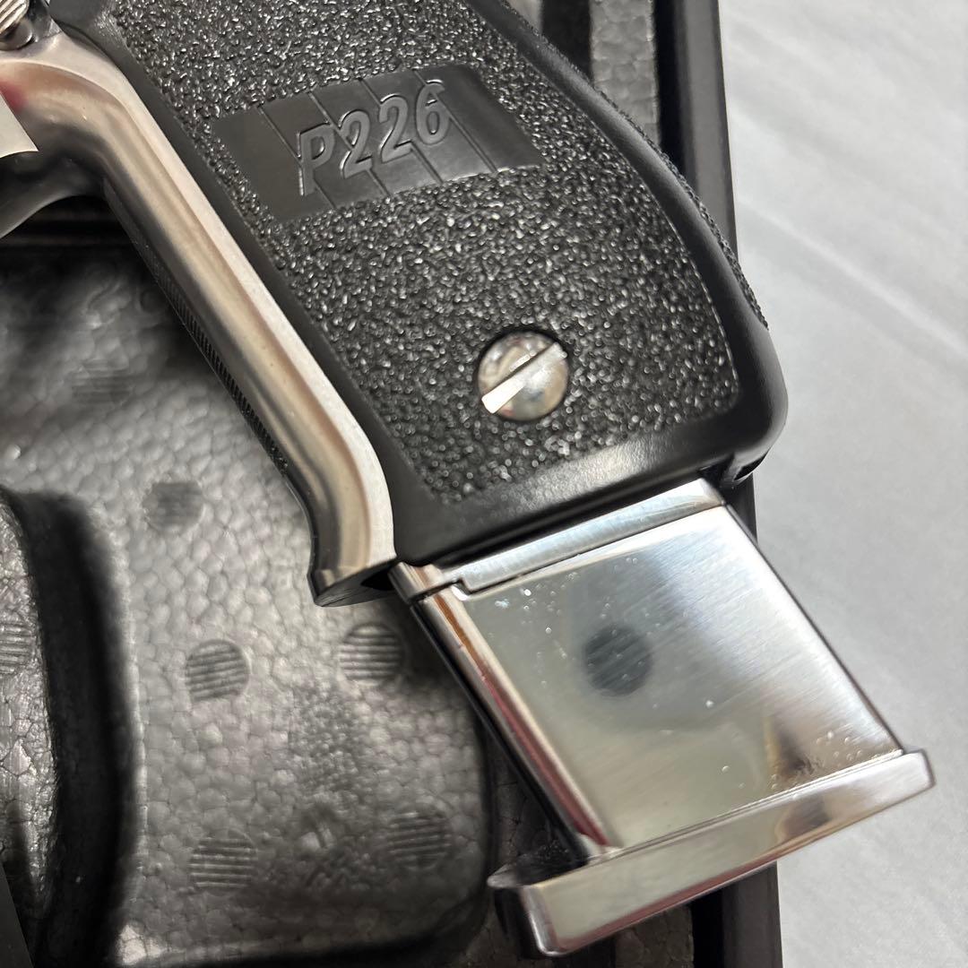 東京マルイ　SIG P226 R クロームステンレス