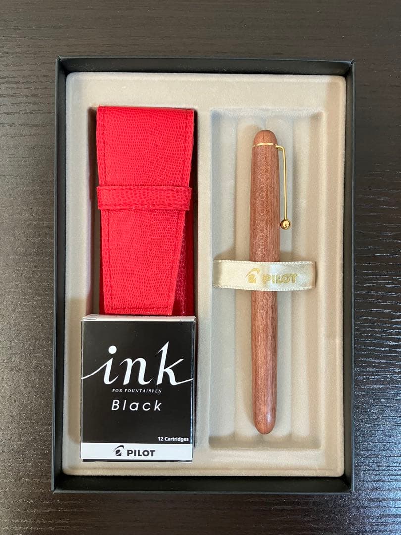 【状態良好】パイロット万年筆『カエデの木目を生かした美しいデザイン』