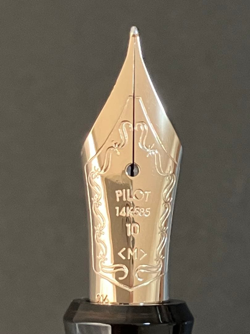 【状態良好】パイロット万年筆『カエデの木目を生かした美しいデザイン』