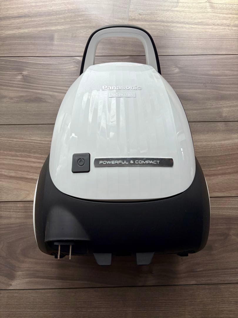 Panasonic 紙パック式掃除機 MC-PKL19A 2018年 紙パック付