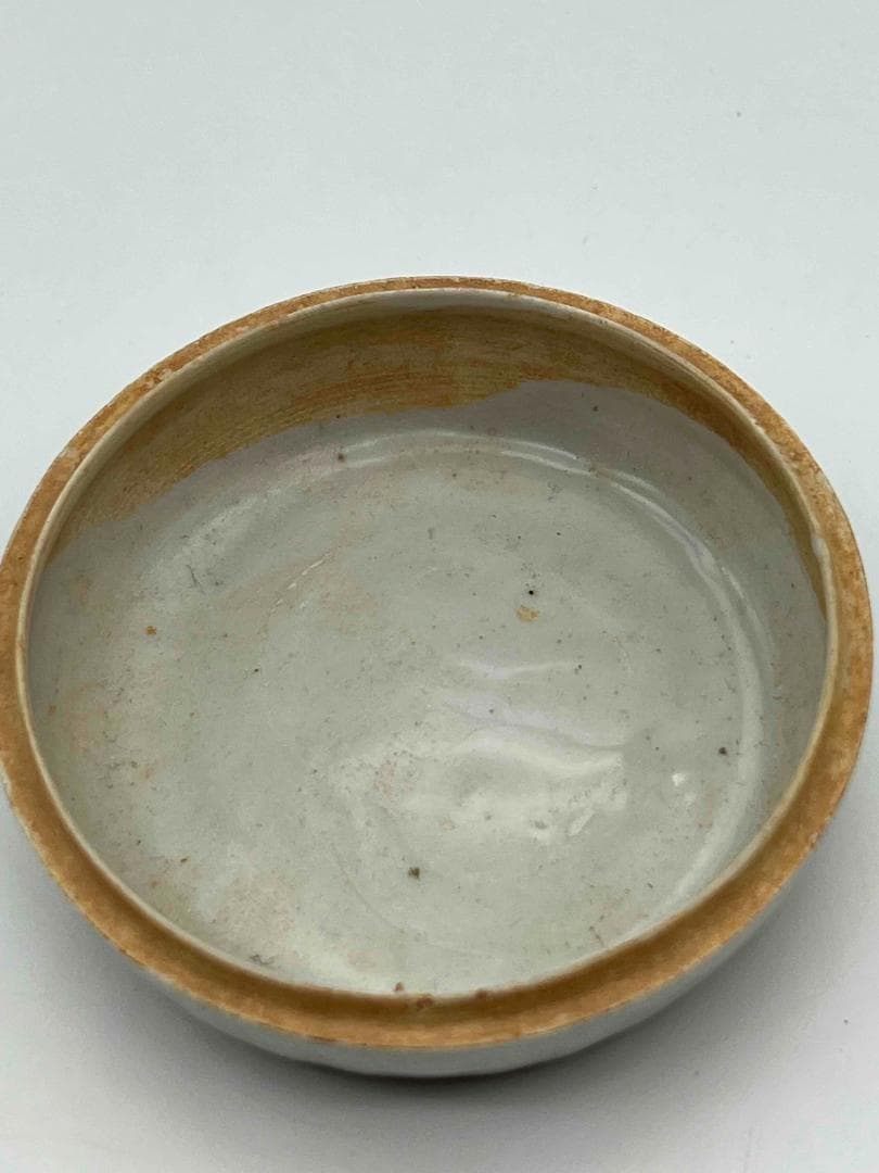 宋時代　青瓷 牡丹花卉紋香盒 粉盒 茶入　茶道具　影青 唐物古賞物(F-108)