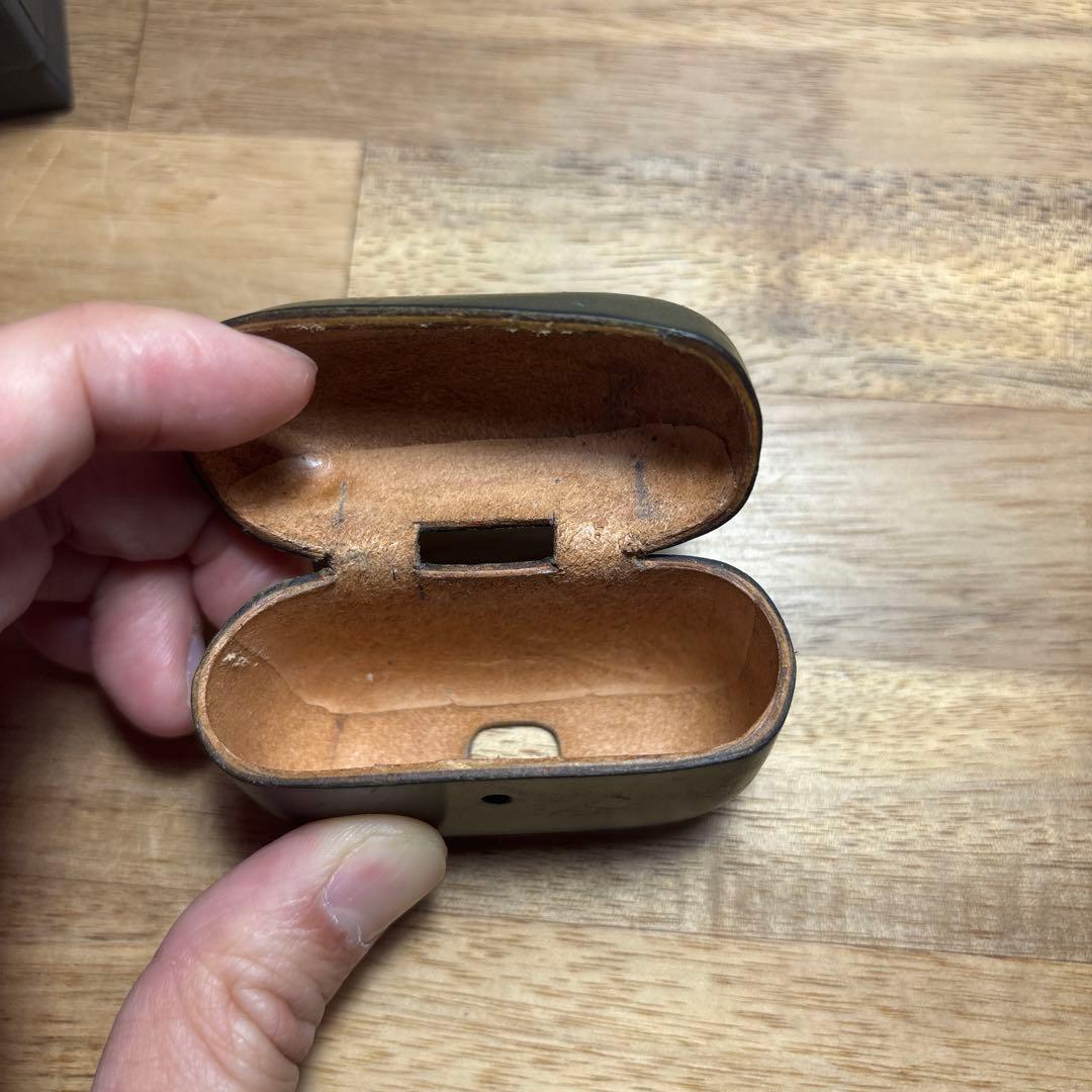 s*i様 AirPods Pro 第2世代 ライトニングタイプ