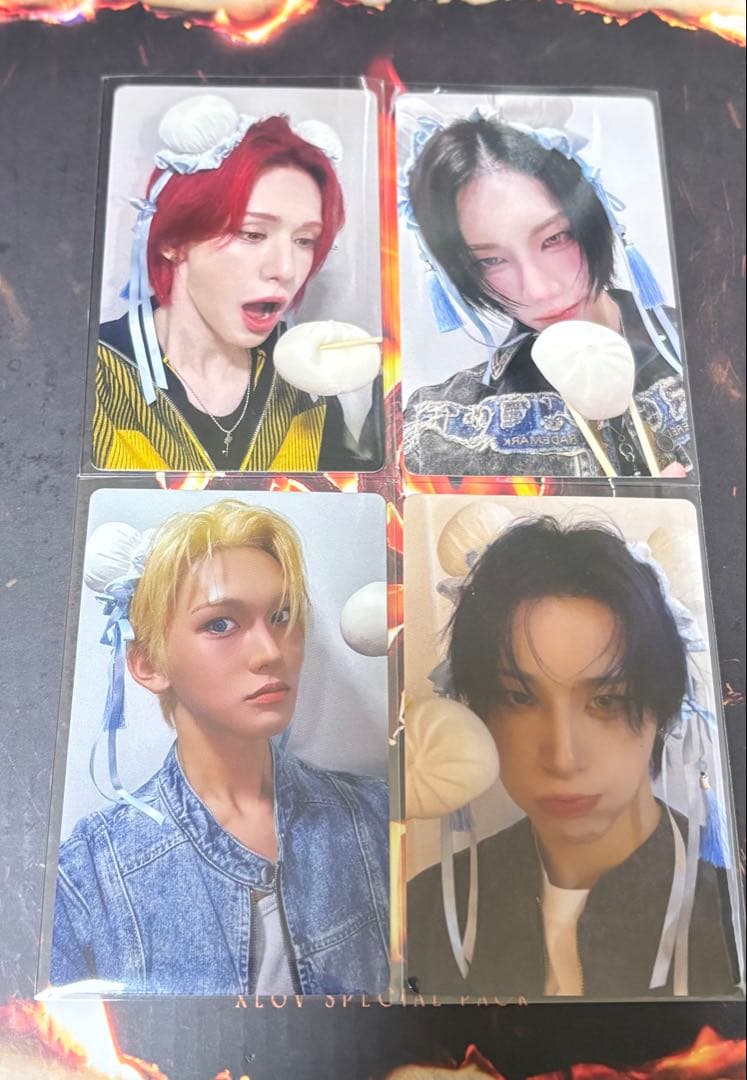 XLOV JUMPUP トレカ4枚セット