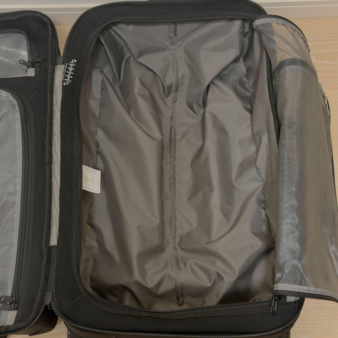 Burton Wheelie Cargo 65L ブラック