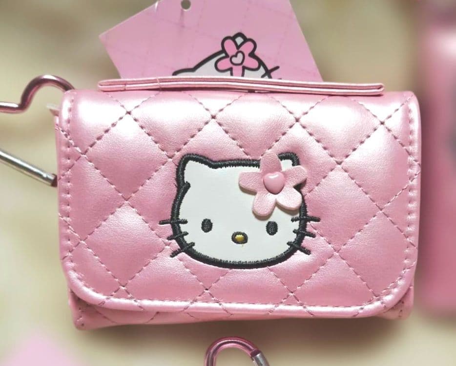 キティミニチュアキルト　リュックポーチ　バニティ形ケース　ウォレット　ミラー４点