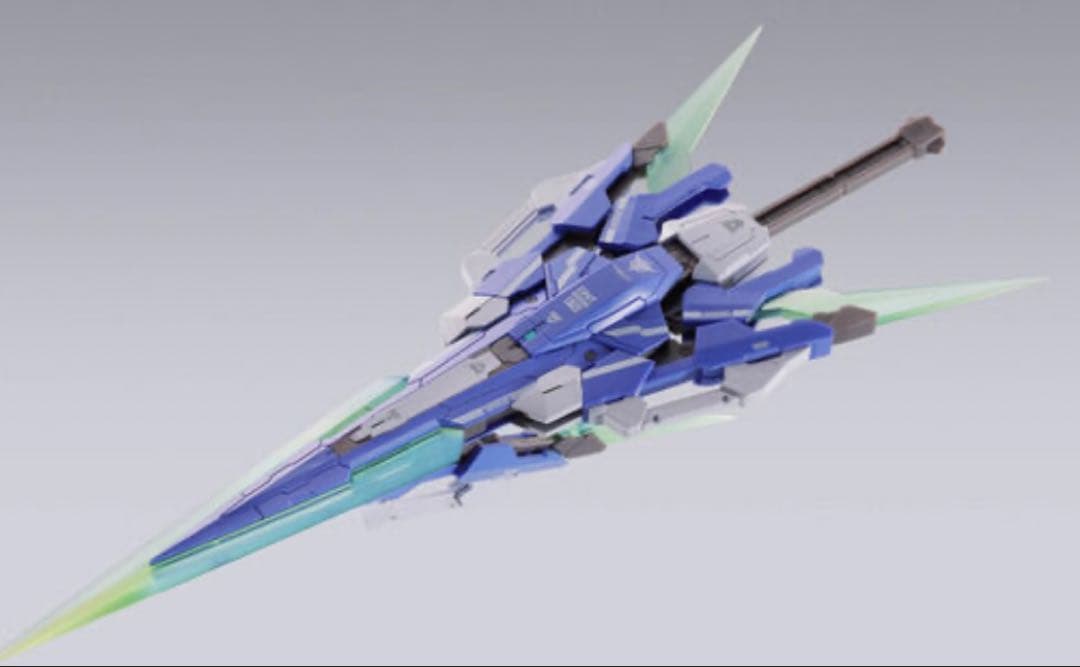 LBUILDダブルオークアンタ フルセイバーとフルセイバー用オプション付