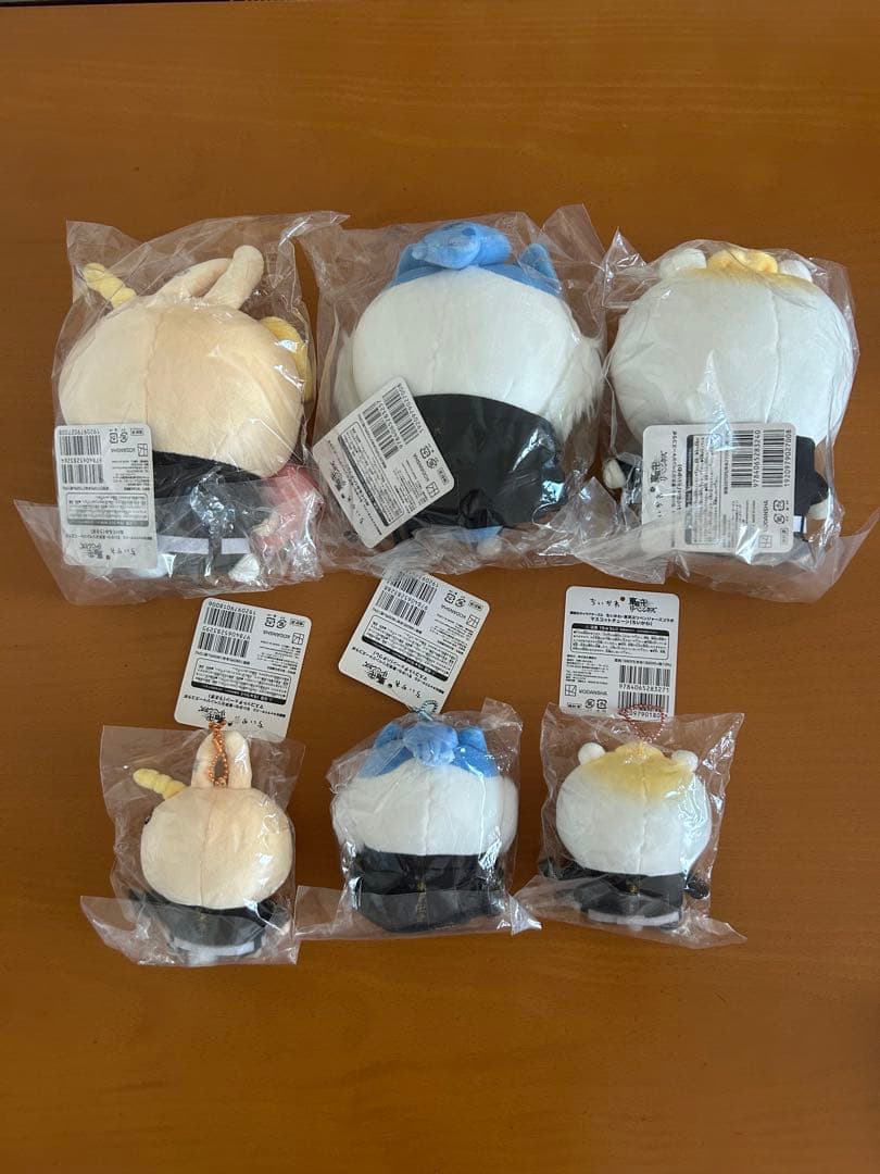 ちいかわ　東京卍リベンジャーズ　コラボマスコット　ぬいぐるみ