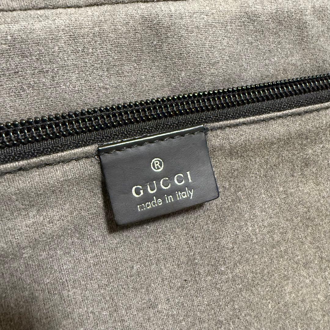 GUCCI　グッチ　ビジネスバッグ　ブラック　GG柄　2way