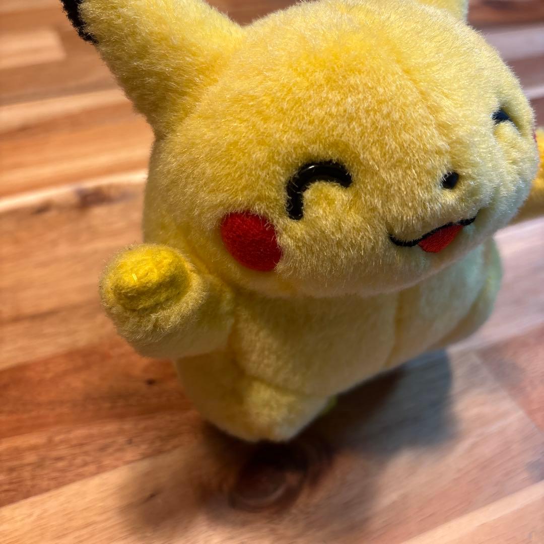 初期 ピカチュウ ぬいぐるみ　にっこり　TOMY トミー