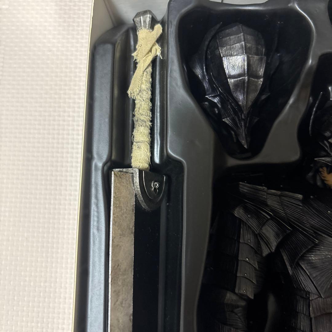 threezero ガッツ　狂戦士の甲冑