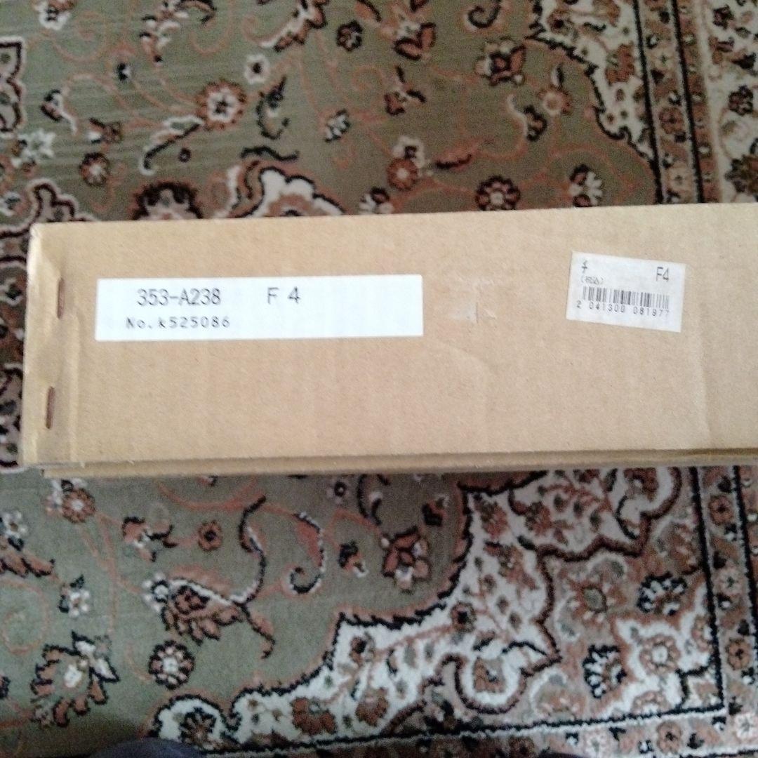 最高級油絵、日本画額縁　F4号　新品未使用　定価¥29800　人気商品