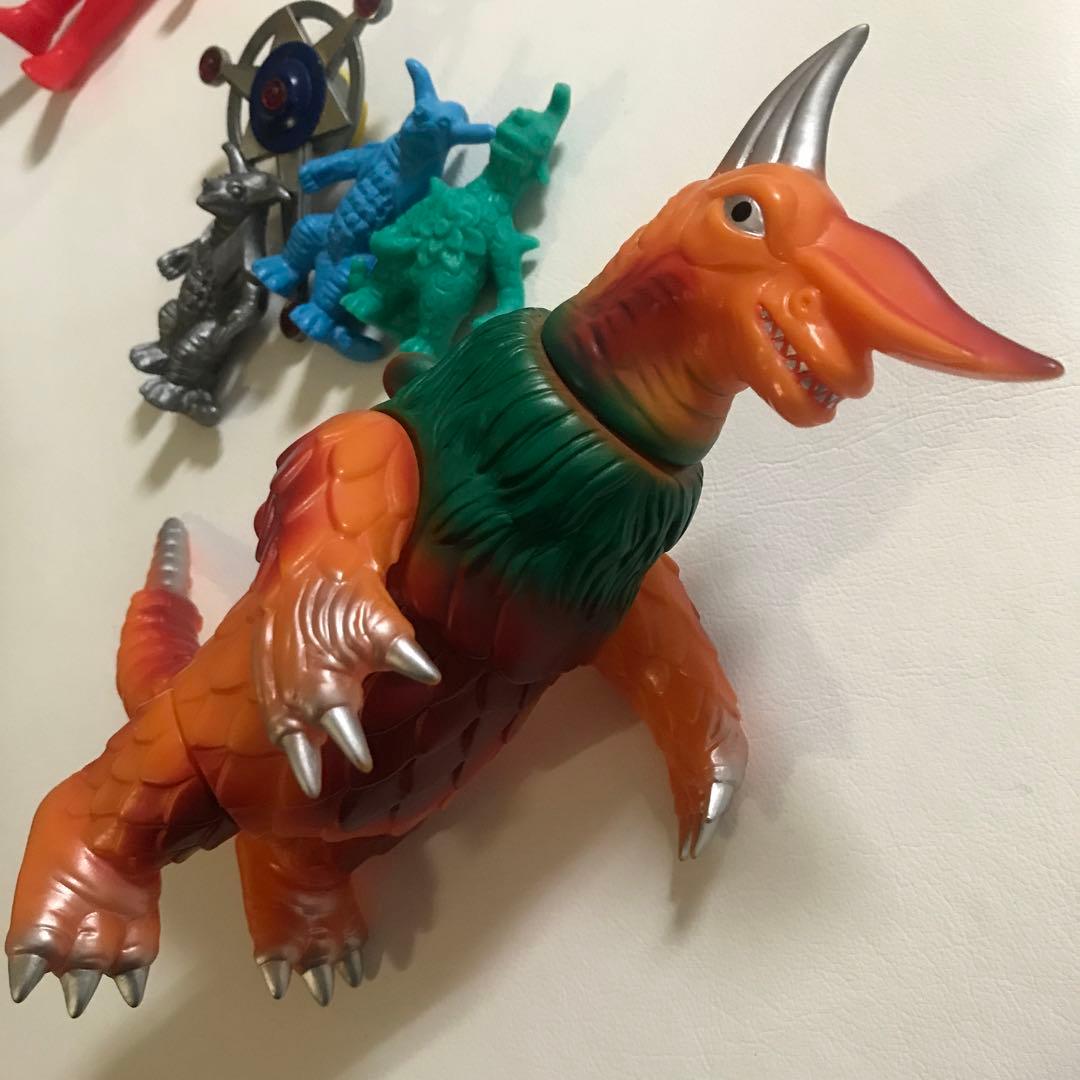 『ウルトラマンタロウ オイルドリンカー コスモリキッド アストロモンス』 人形