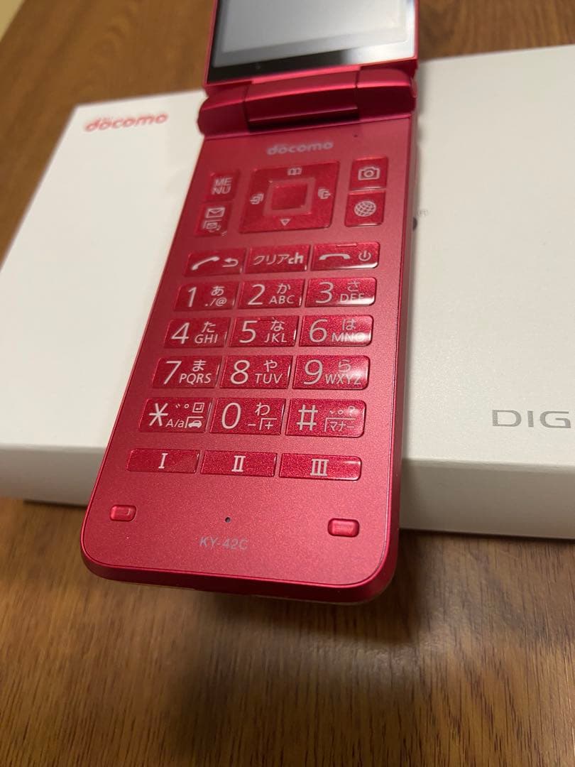 【未使用品】docomo 京セラ DIGNOケータイ KY-42C レッド色