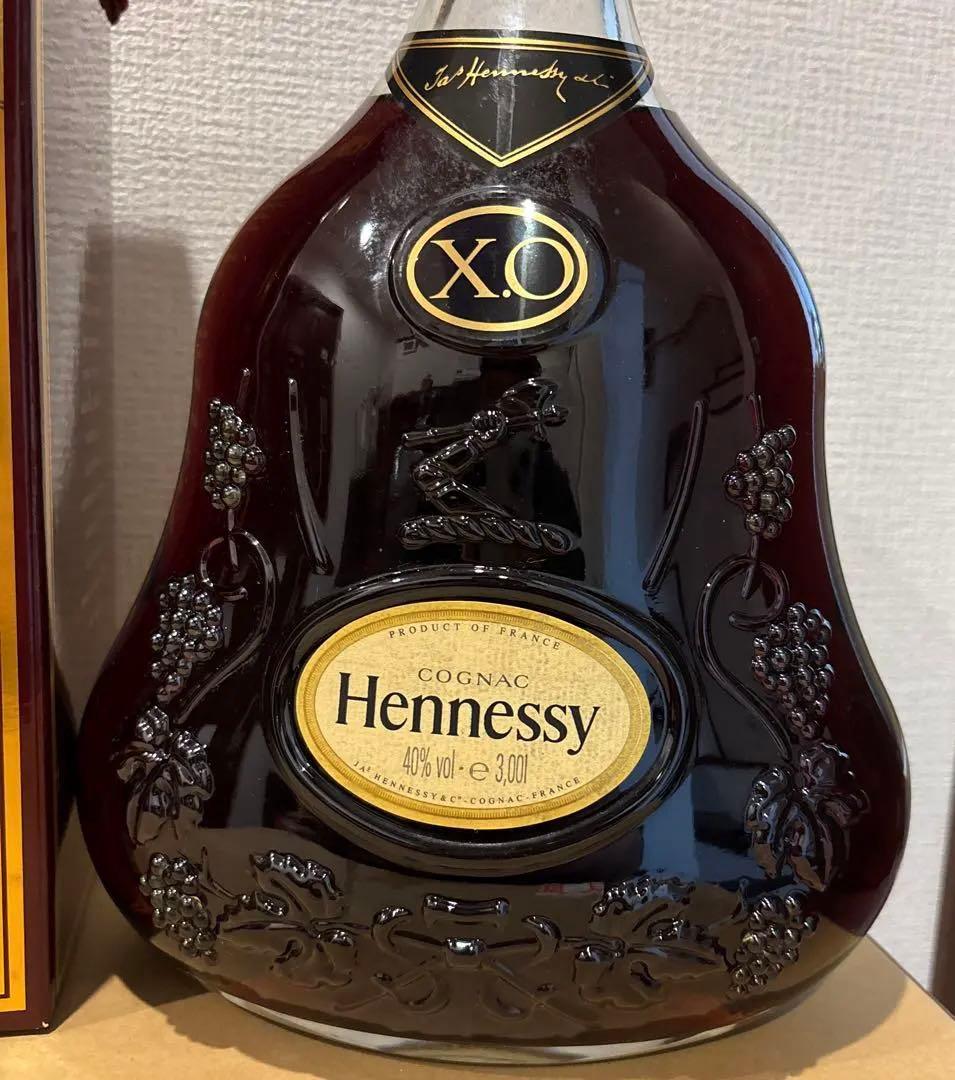 ヘネシー XO 金キャップ ボトル 3000ml 40％ 箱付コニャック 未開封