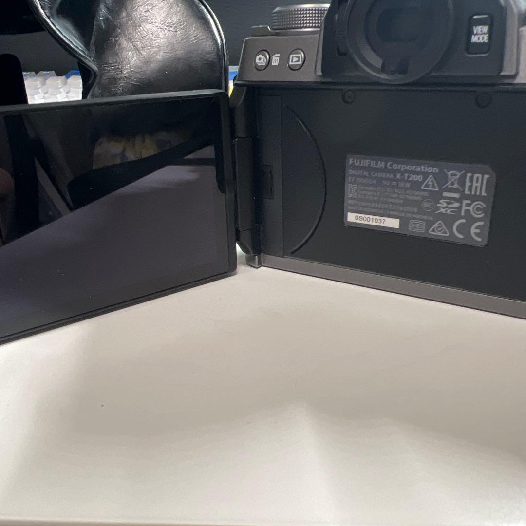 FUJIFILM X-T200 早い者勝ち！　FUJIFILM XT200