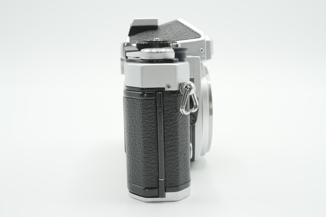 【美品・完動品】Nikon FE シルバー フィルムカメラ本体