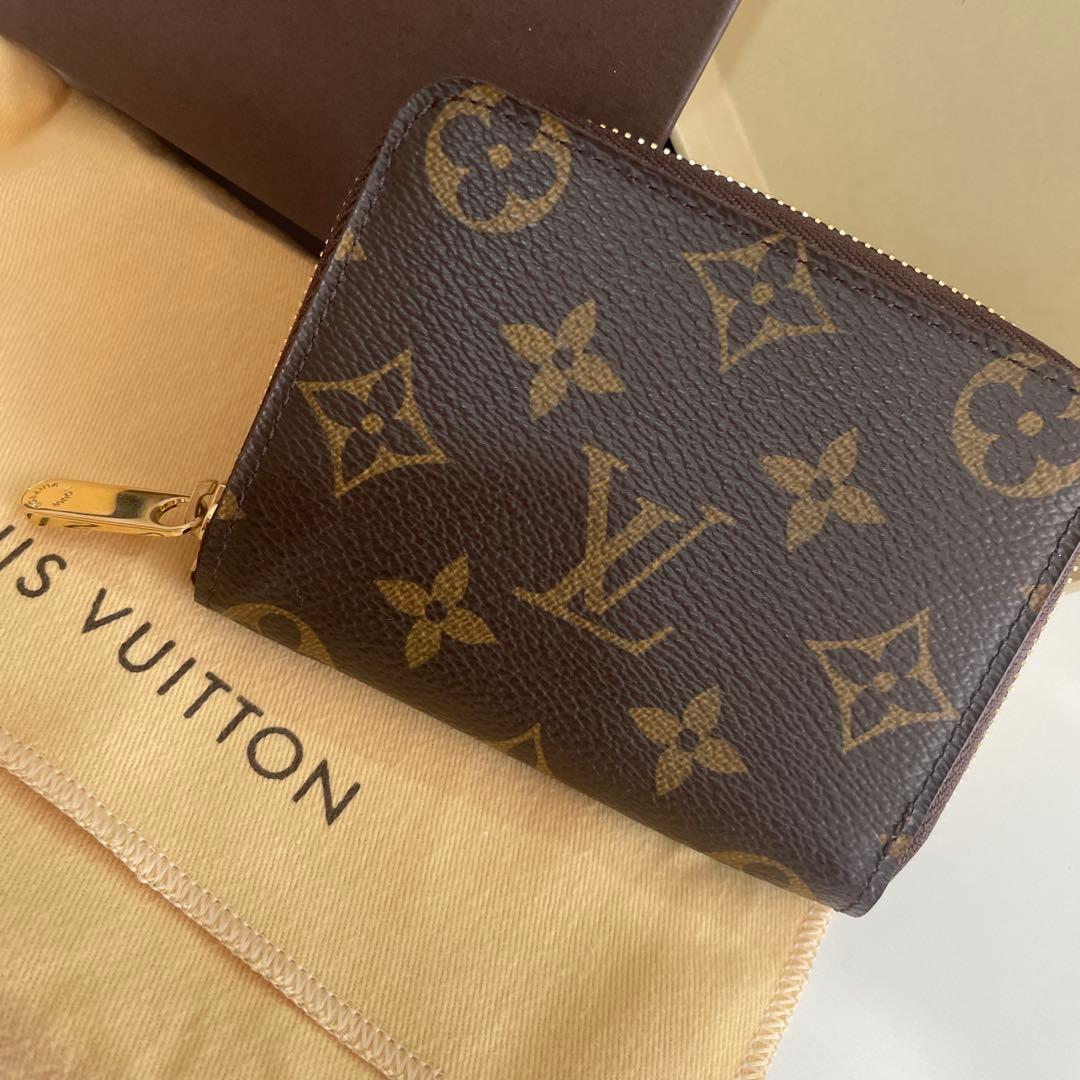 LOUIS VUITON ルイヴィトン ジッピー パース