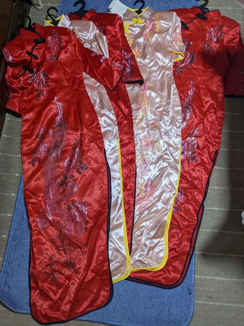 刺繍入りチャイナドレス 赤・ピンク5枚まとめて