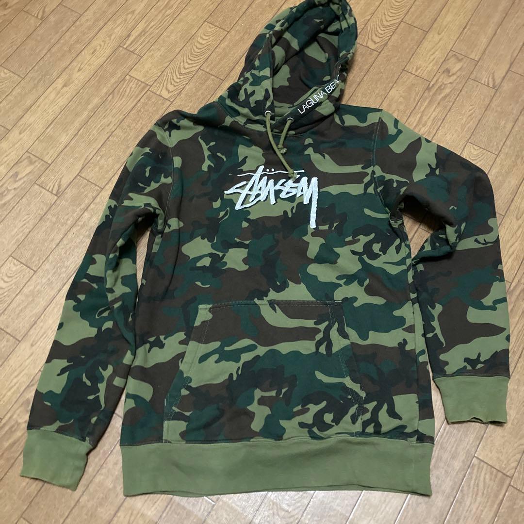 Stussy 迷彩柄 フード付きパーカー