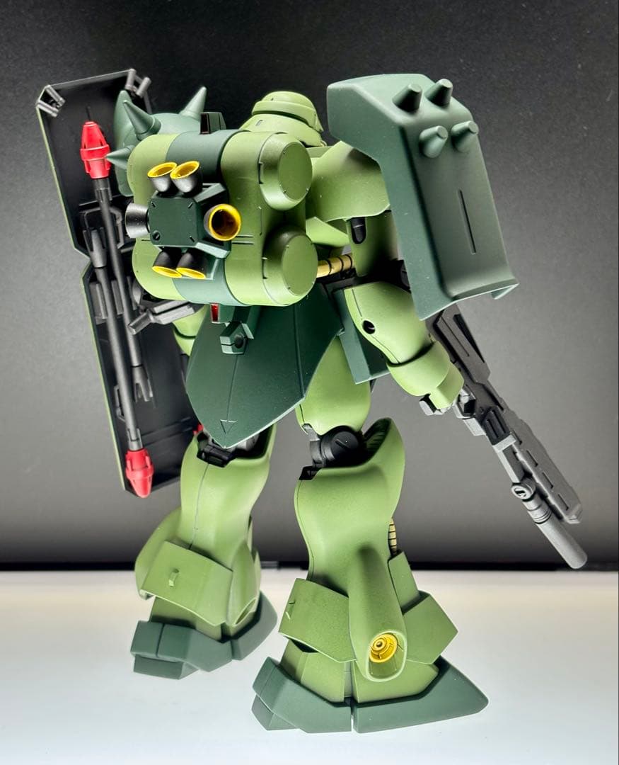 HGUCギラドーガ　全塗装完成品