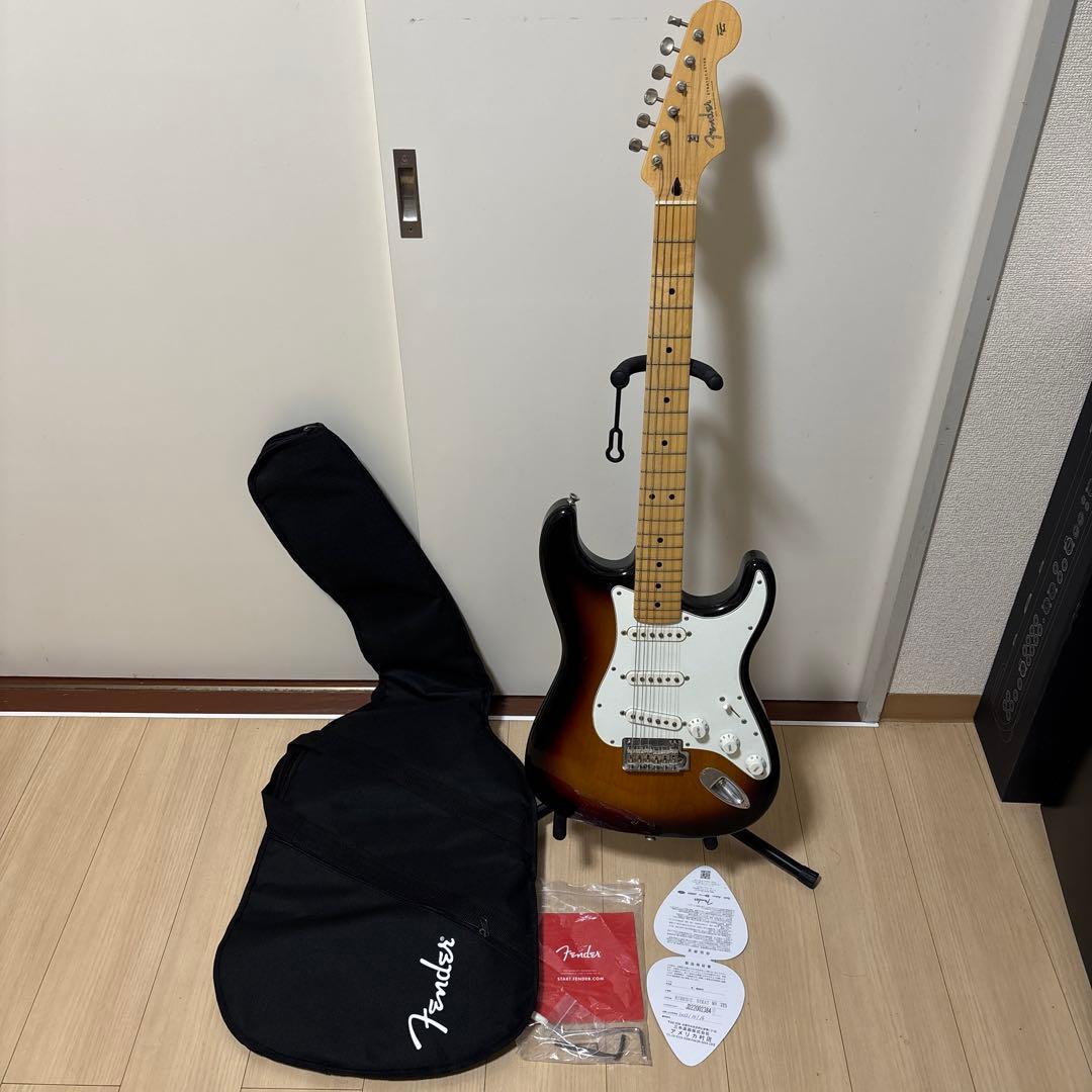 Fender hybrid II Stratocaster サンバースト