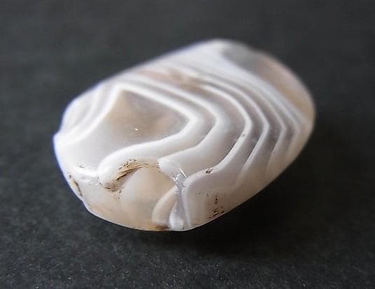 ★J0101★古代石 (62) オニキス 縞瑪瑙　アミュレットビーズ