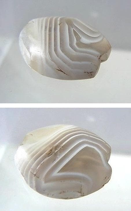 ★J0101★古代石 (62) オニキス 縞瑪瑙　アミュレットビーズ