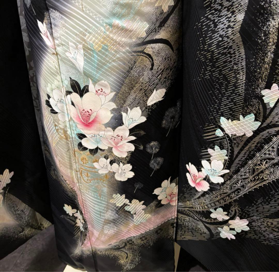 美品　黒地　地紋　金彩　銀彩　逸品　振袖　フルセット 振り袖