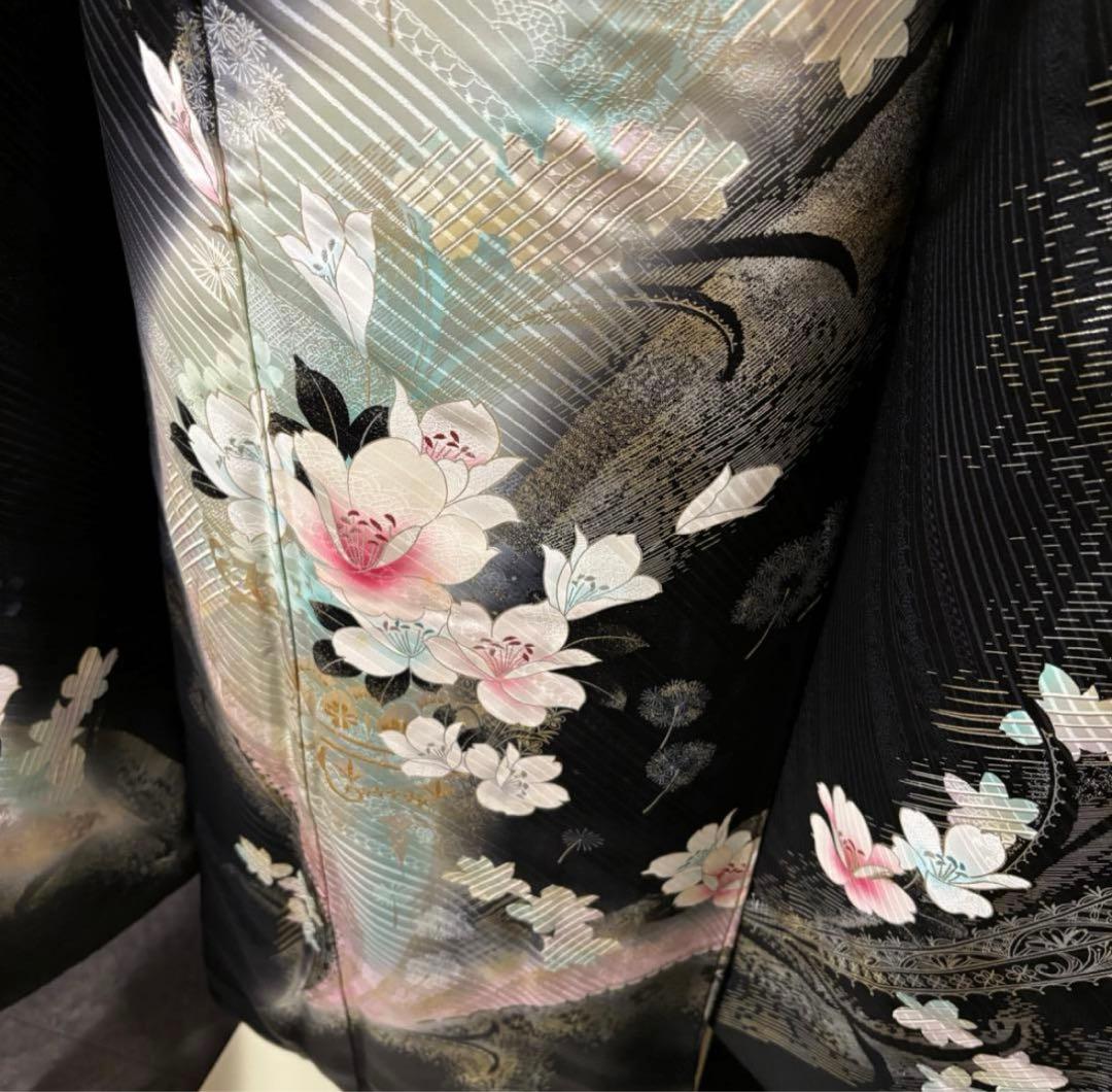 美品　黒地　地紋　金彩　銀彩　逸品　振袖　フルセット 振り袖