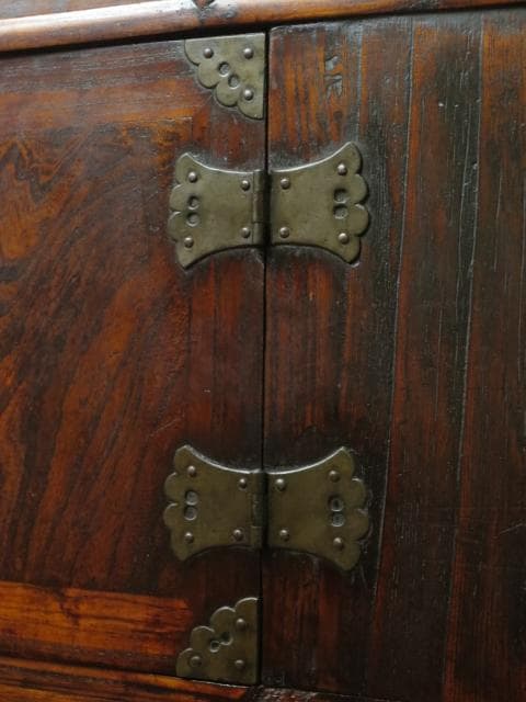 李朝古民具 朝鮮美術 朝鮮古民芸 古無垢材 真鍮金具 時代 二層箪笥 朝鮮箪笥