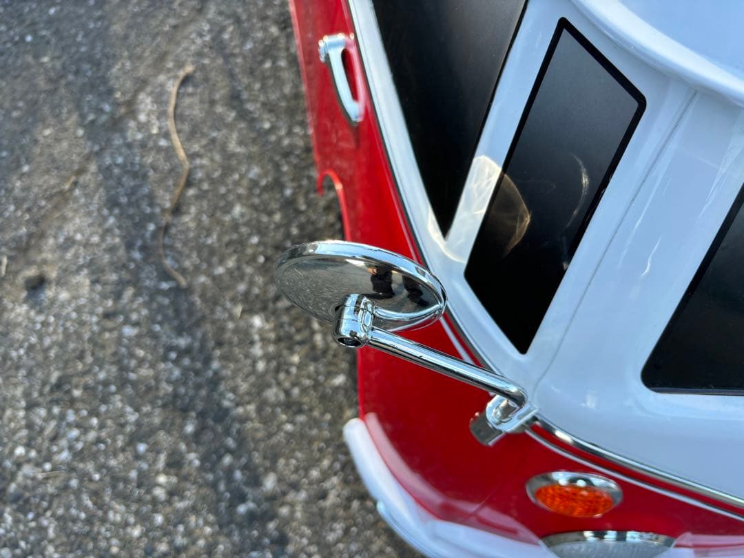 （乗れる）VWバス ホビーラジコン 赤白　フォルクスワーゲンバス