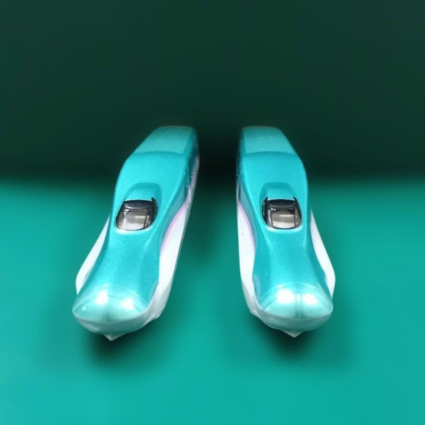 KATO　E5系新幹線　はやぶさ　基本+増結セット