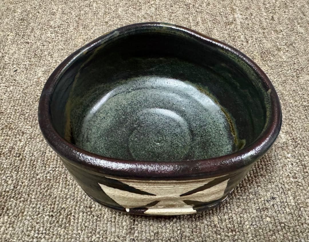 黒織部 クルス紋 茶碗 バチカン帝国の土 川本了生 造
