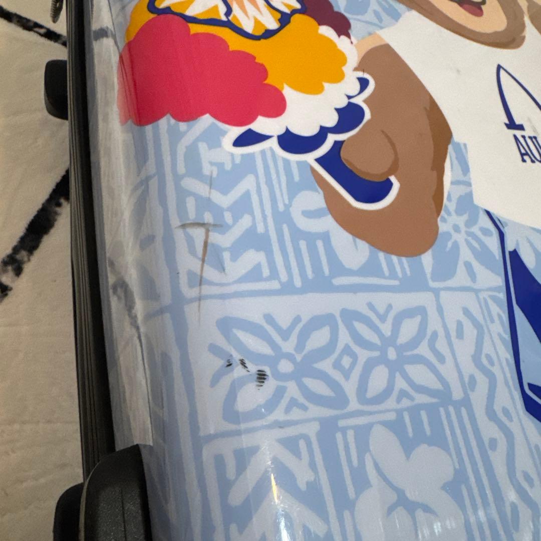 希少！ディズニー　アウラニ　ダッフィー　スーツケース